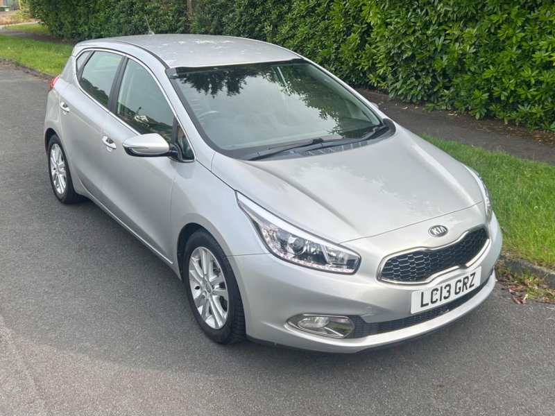 2013 Kia Ceed 1.6 Gdi Ecodynamics 2 Euro 5 (s/s) 5dr in Silver — image 1