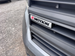 2021 Volkswagen Crafter 2.0 Tdi Cr35 4motion. Trendline Mwb Van. Mobile Workshop. in Grey — image 3