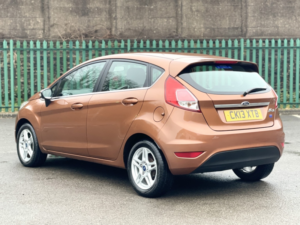 2013 Ford Fiesta 1.25 Zetec in Yellow — image 2