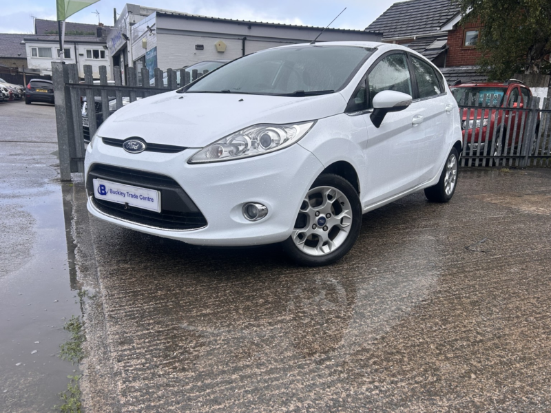 2011 Ford Fiesta 1.4 Zetec in White — image 1