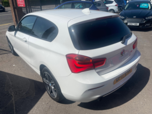 2017 BMW 1 Series 1.5 118i Sport Hatchback 3dr Petrol Manual Euro 6 (s/s) (136 Ps) in White — image 6