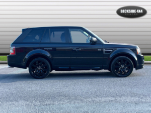 2011 Land Rover Range Rover Sport 3.0 Range Rover Sport Stormer Edition Tdv6 Auto 4WD 5dr in Black — image 2