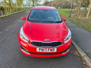 2017 Kia Ceed 1.0 T-Gdi 3 Sportswagon 5dr Petrol Manual Euro 6 (s/s) (118 Bhp) in Red — image 2