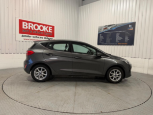 2018 Ford Fiesta 1.1 Ti-Vct Zetec Euro 6 (s/s) 5dr in Grey — image 3