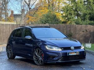 2018 Volkswagen Golf 2.0 Tsi R in Blue — image 2