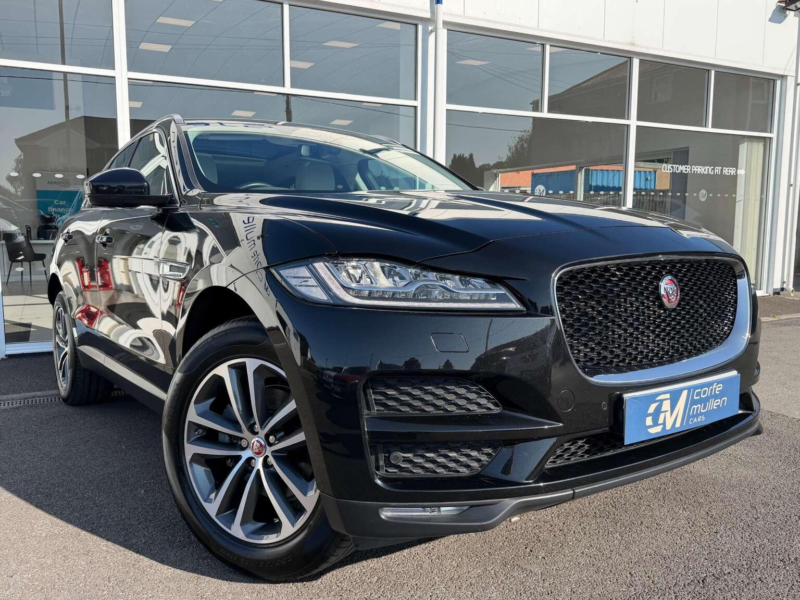 2016 Jaguar F-Pace 2.0 D180 Portfolio Auto AWD Euro 6 (s/s) 5dr in Black — image 1