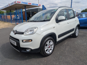 2013 Fiat Panda 1.3 Multijet 4x4 in White — image 2