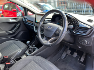 2017 Ford Fiesta 1.0t Ecoboost Titanium Hatchback 5dr Petrol Manual Euro 6 (s/s) (125 Ps) in Red — image 5