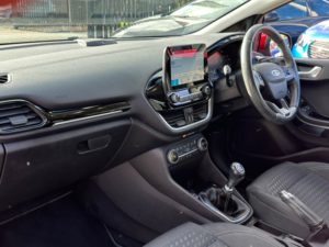 2017 Ford Fiesta 1.0t Ecoboost Titanium Hatchback 5dr Petrol Manual Euro 6 (s/s) (125 Ps) in Red — image 6