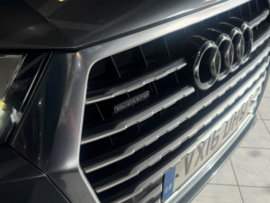 2016 Audi Q7 3.0 Tdi V6 S Line in Grey — image 3