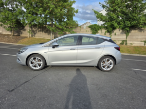 2018 Vauxhall Astra 1.4 I Turbo Sri Nav in Silver — image 4