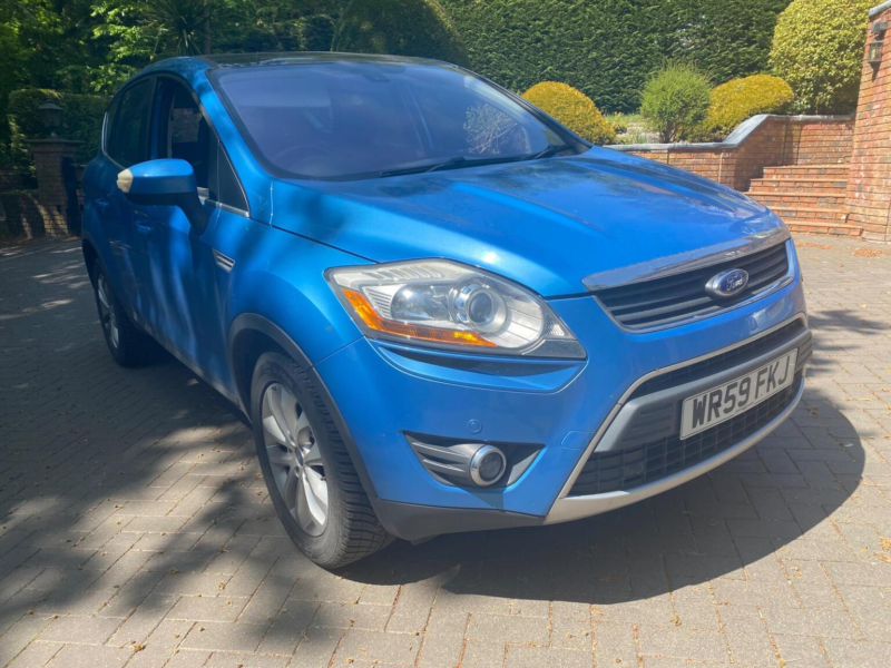 2009 Ford Kuga 2.0 Tdci Titanium AWD Euro 4 5dr in Blue — image 1