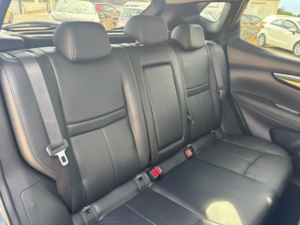 2017 Nissan Qashqai 1.6 Dig-T Tekna in Black — image 4