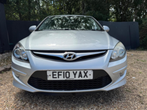 2010 Hyundai I30 1.4 Comfort Euro 5 5dr in Silver — image 3