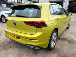 2020 Volkswagen Golf Style Etsi DSG in Yellow — image 5