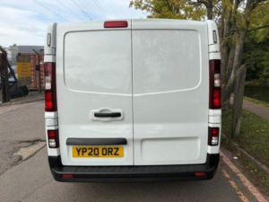 2020 Renault Trafic 2.0 Dci Energy 30 Sport Edc Lwb Standard Roof Euro 6 (s/s) 5dr in White — image 6