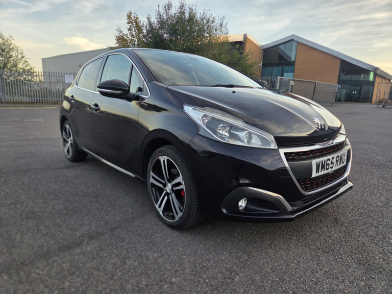 2016 Peugeot 208 1.2 Puretech Gt Line in Blue — image 1
