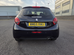 2016 Peugeot 208 1.2 Puretech Gt Line in Blue — image 4