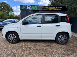 2013 Fiat Panda 1.2 Easy Euro 5 5dr in White — image 2