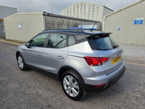 2019 SEAT Arona 1.6 Tdi Se Technology Lux Euro 6 (s/s) 5dr in Silver — image 4