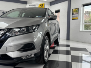 2019 Nissan Qashqai 1.3 Dig-T Acenta Premium Euro 6 (s/s) 5dr in Silver — image 5