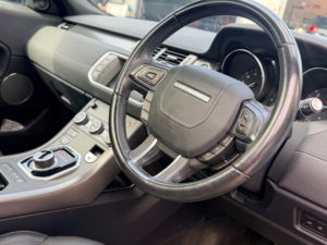 2018 Land Rover Range Rover Evoque Td4 Landmark in Blue — image 3