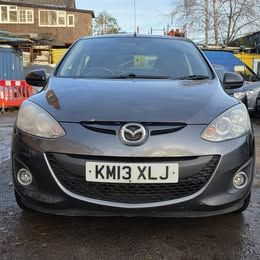 2013 Mazda Mazda2 1.3 Venture Hatchback 5dr Petrol Manual Euro 5 (84 Ps) in Grey — image 2