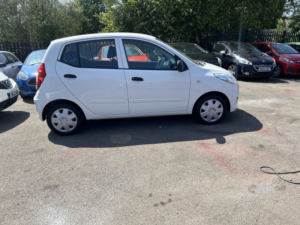 2013 Hyundai I10 1.2 Classic in White — image 4