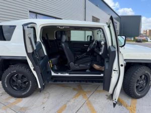 2011 Toyota Fj Cruiser in White — image 4