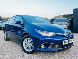 2018 Toyota Auris 1.8 Vvt-H Icon Tech CVT Euro 6 (s/s) 5dr in Blue — image 4