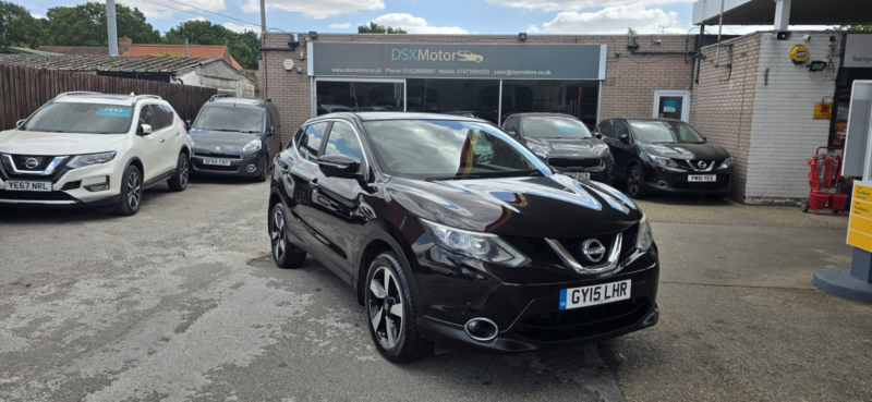 2015 Nissan Qashqai 1.5 Dci N-Tec in Black — image 1