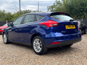 2016 Ford Focus 1.5 Tdci Zetec Euro 6 (s/s) 5dr in Blue — image 6