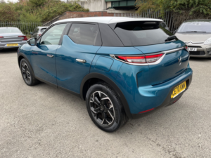 2020 Ds Automobiles Ds 3 Crossback 1.5 Bluehdi Prestige in Blue — image 3