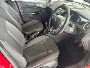 2016 Ford Fiesta 1.0 T Ecoboost Zetec in Red — image 5