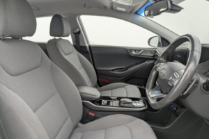 2021 Hyundai Ioniq 38.3kwh Premium Hatchback 5dr Electric Auto (136 Ps) in White — image 3