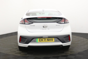 2021 Hyundai Ioniq 38.3kwh Premium Hatchback 5dr Electric Auto (136 Ps) in White — image 6