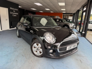 2017 MINI Hatch