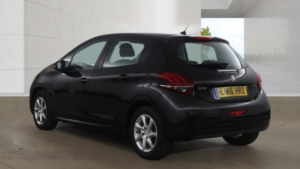 2016 Peugeot 208 1.2 Puretech Active Black 5dr Low Tax+8 Stamps+1 Keeper in Black — image 4