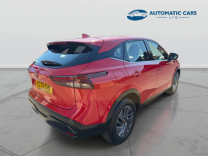 2023 Nissan Qashqai Dig-T Acenta Premium Dct Mhev in Red — image 5