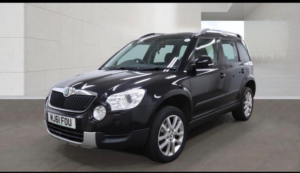 2011 Skoda Yeti 1.2 Tsi Elegance Euro 5 5dr in Black — image 2