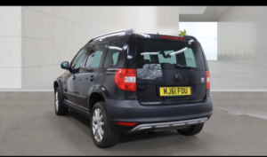 2011 Skoda Yeti 1.2 Tsi Elegance Euro 5 5dr in Black — image 3