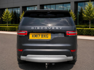 2017 Land Rover Discovery 3.0 Td V6 Hse Luxury Auto 4WD Euro 6 (s/s) 5dr in Grey — image 6