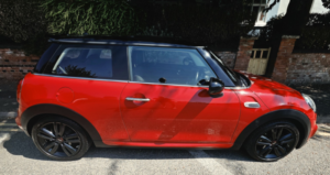 2018 MINI Hatch 1.5 Cooper 3-Door Hatch in Red — image 2