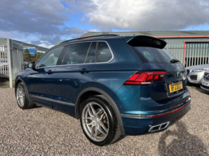 2023 Volkswagen Tiguan 1.5 Tsi R-Line in Blue — image 4