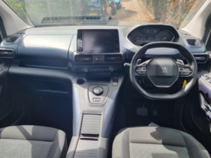 2021 Peugeot Rifter 1.2 Puretech in Beige — image 2