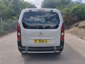 2021 Peugeot Rifter 1.2 Puretech in Beige — image 5