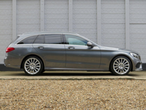 2017 Mercedes-Benz C Class C200d Amg Line Bluetec Estate 7g Automatic * 19 Inch Amg Alloys + Privacy Glass + Great Spec * in Grey — image 5