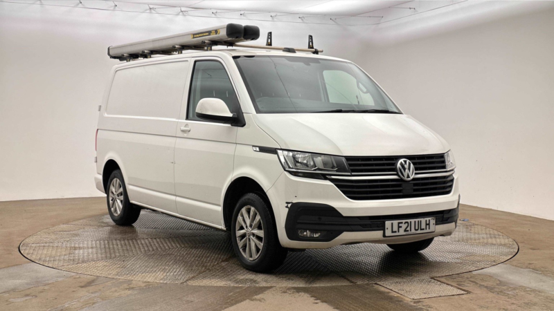 2021 Volkswagen Transporter 2.0 Tdi T28 Highline in White — image 1