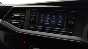 2021 Volkswagen Transporter 2.0 Tdi T28 Highline in White — image 6