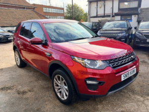 2019 Land Rover Discovery Sport Td4 Se Tech in Red — image 6